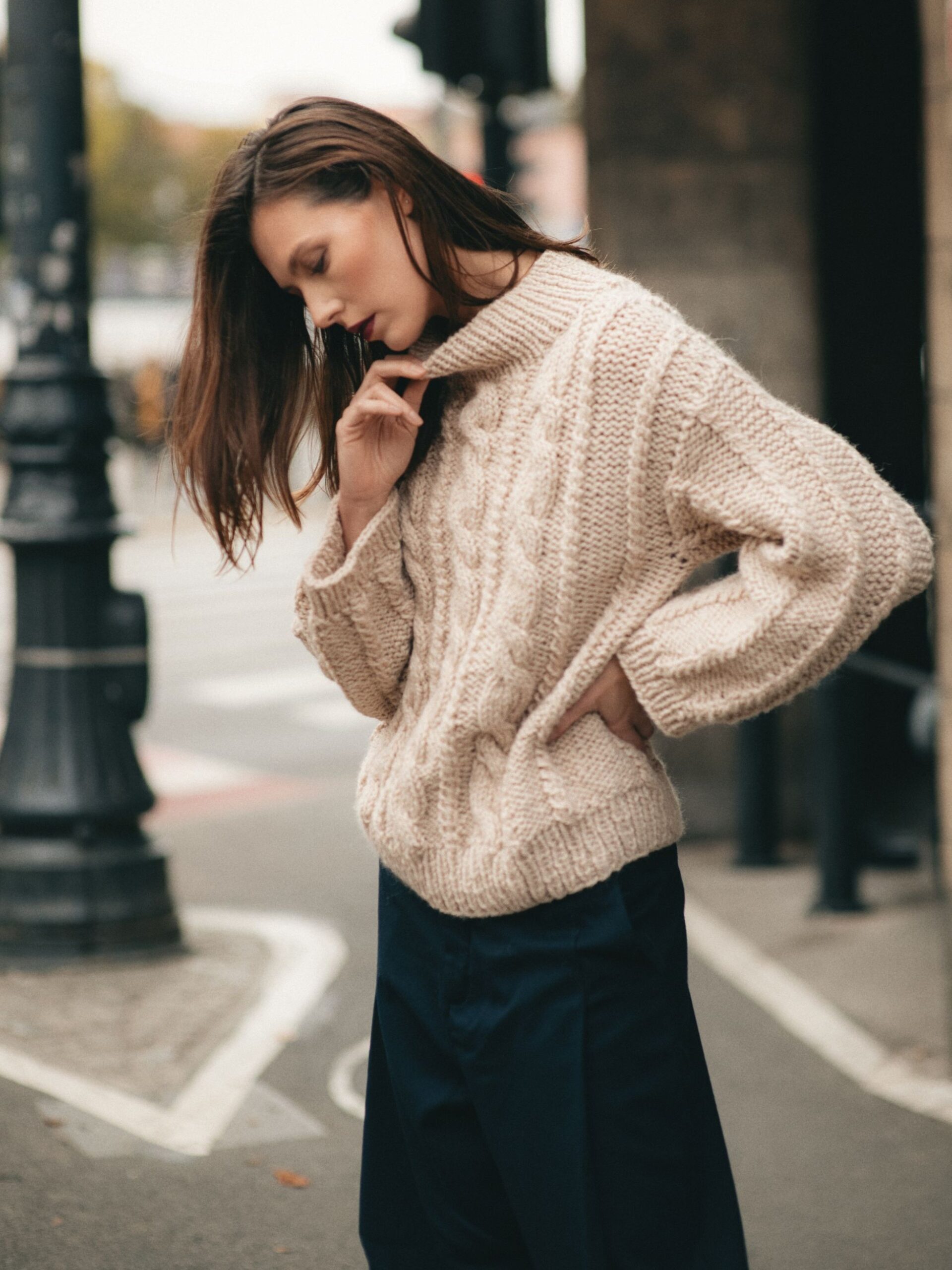 Sweter warkocze z wełny alpaki Gruby sweter BRAIDS w warkocze