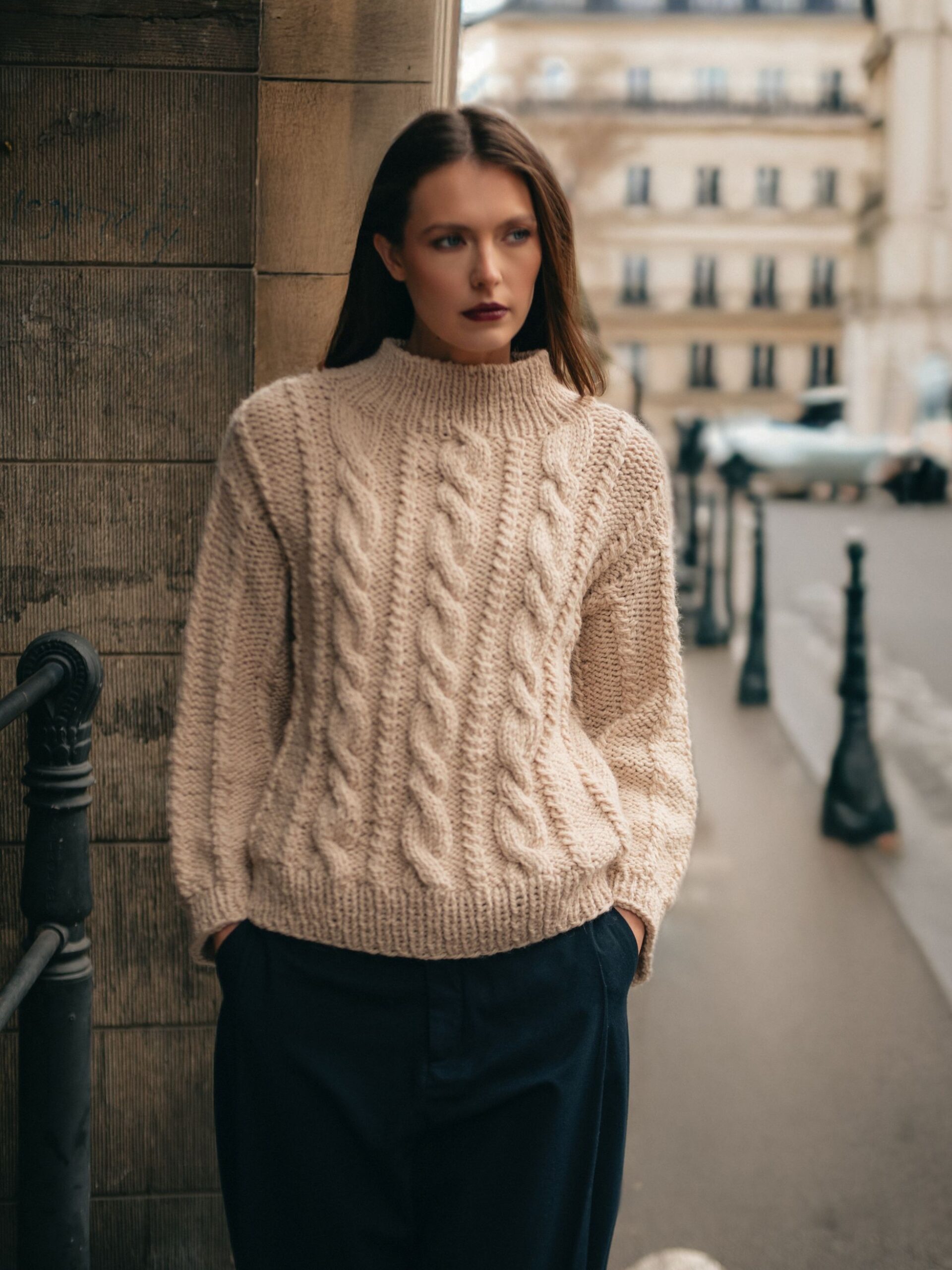 Sweter warkocze z wełny alpaki